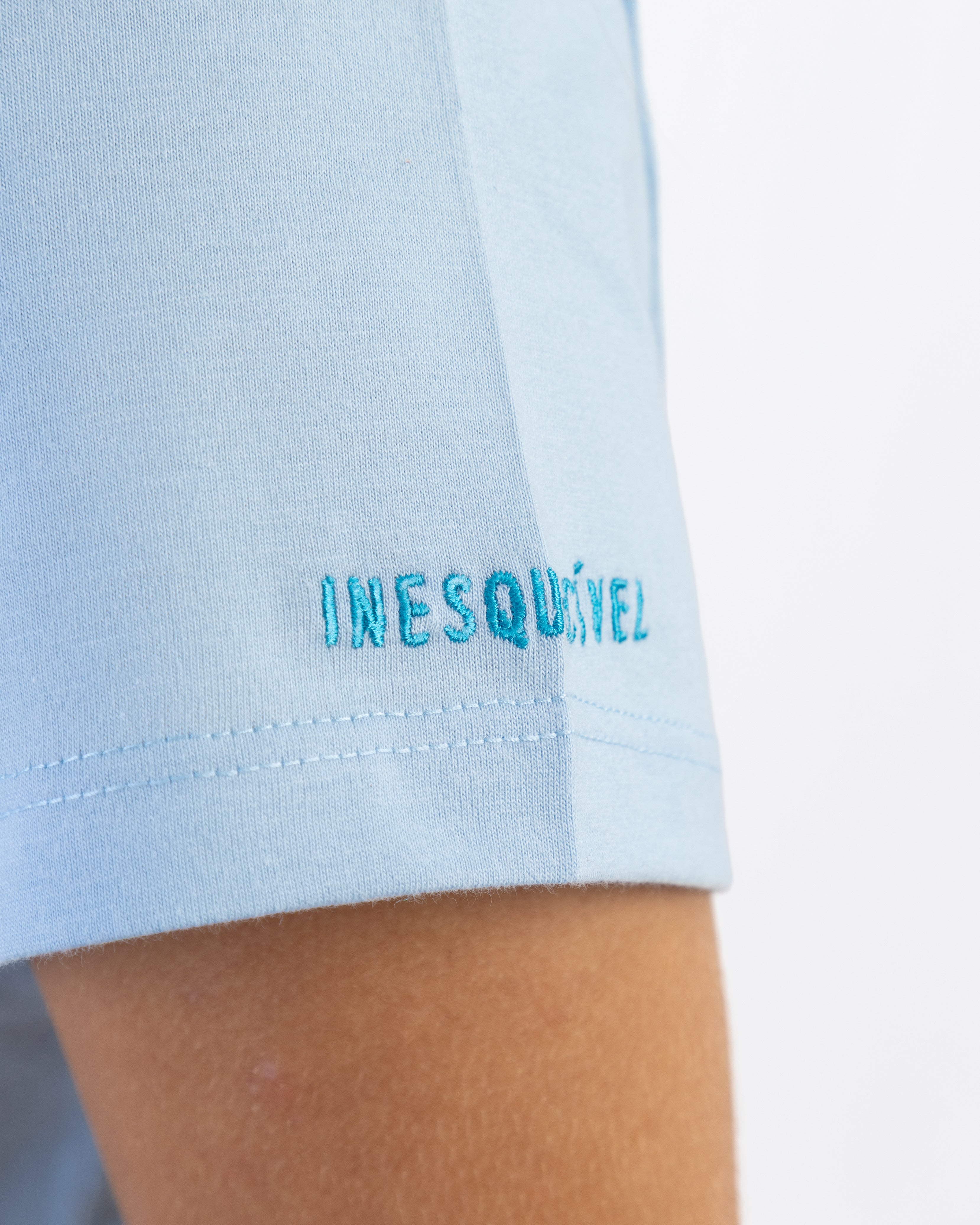 T-Shirt Bordada - Inesquecível
