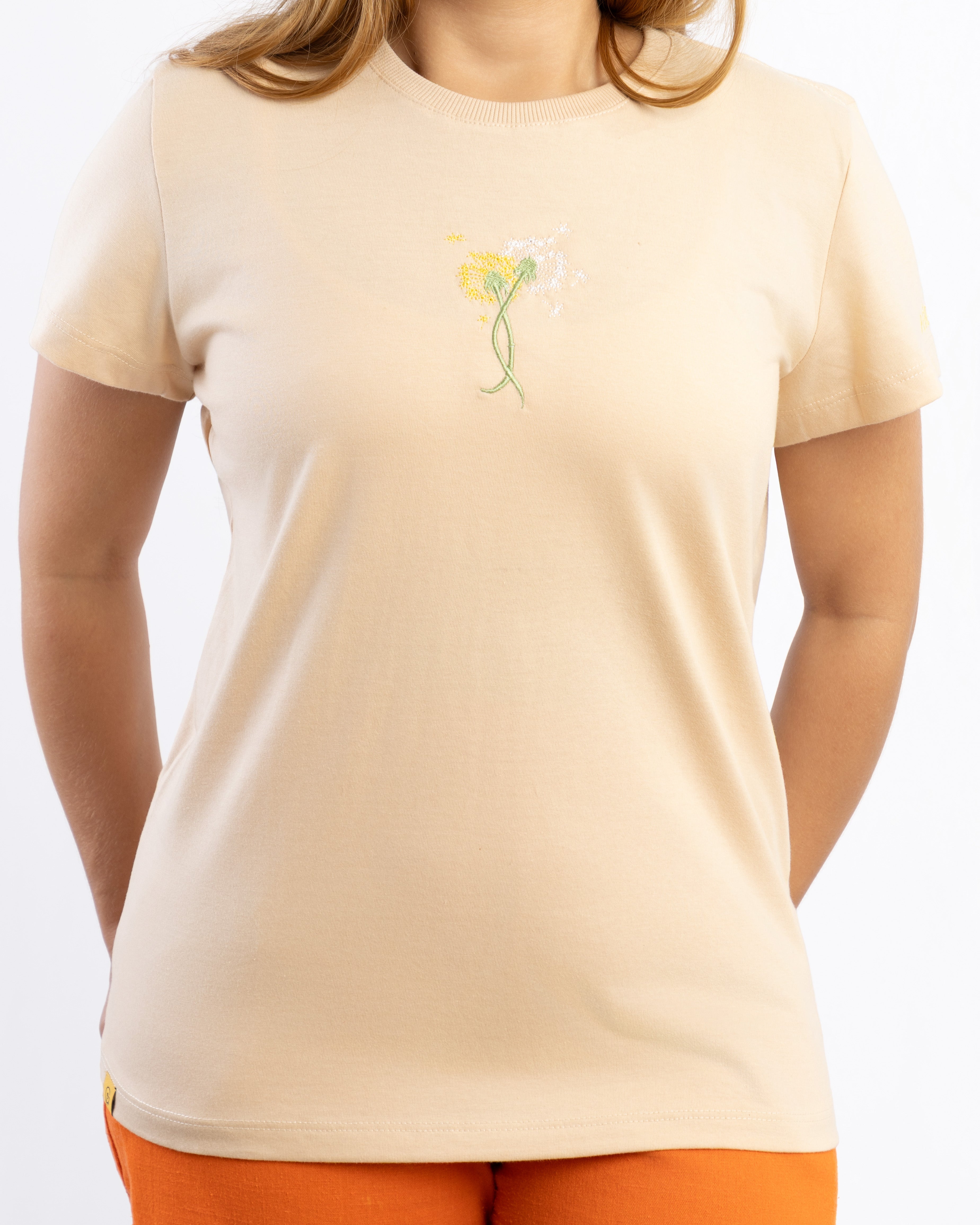 T-Shirt Bordada - Pérola